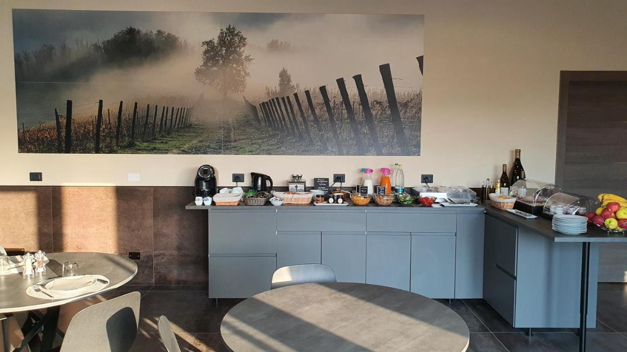 Hotel Orizzonti Vigneti Repetto à Sarezzano Extérieur photo