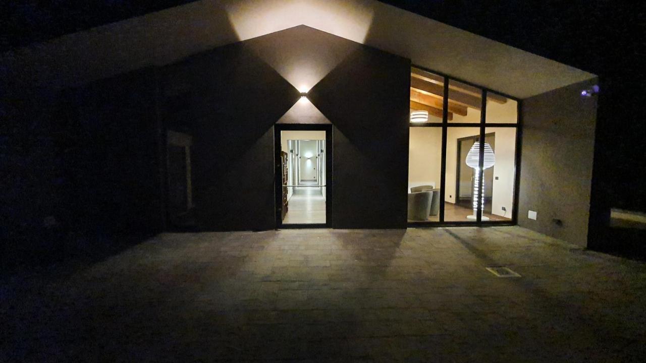 Hotel Orizzonti Vigneti Repetto à Sarezzano Extérieur photo